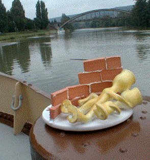 Francis Dumelie, maitre artisan, poterie anthropomorphe,service &agrave; champagne, poterie, poterie du fil de l'eau, photo&eacute;maillage, bateau d'argile et d'eau, gudules, gudules &eacute;rotiques, gudule, gudule &eacute;rotique